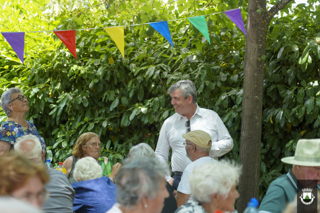 Santos Populares Com Os Idosos Do Concelho 39