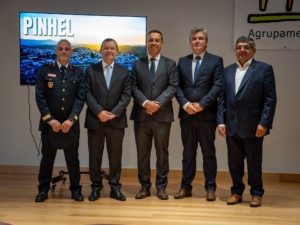 Assinatura de contratos de apoio financeiro às Associações Humanitárias de Bombeiros Voluntários da Região Centro